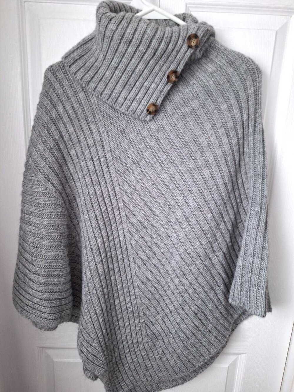 Skovhuus Agnes Grey Knit Poncho